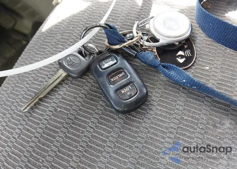 2005 Toyota Camry Le from USA, damaged, VIN 4T1BE32K25U961737